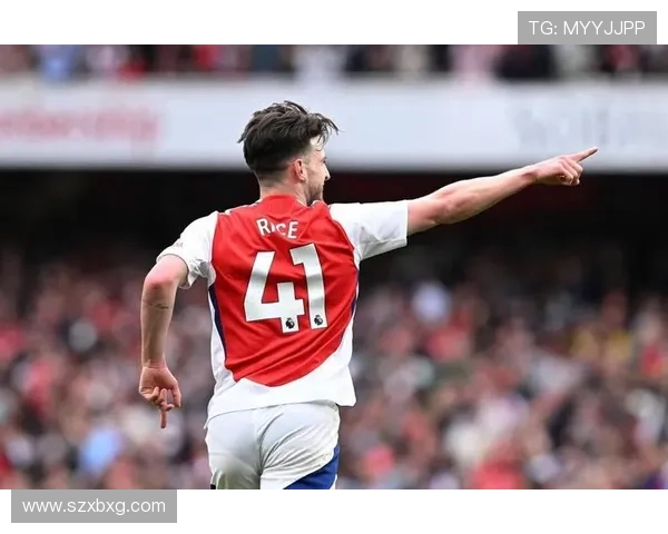 库杜斯与马丁内利:冲击型边锋的战术角色对比 库杜斯与马丁内利:冲击型边锋的战术角色对比