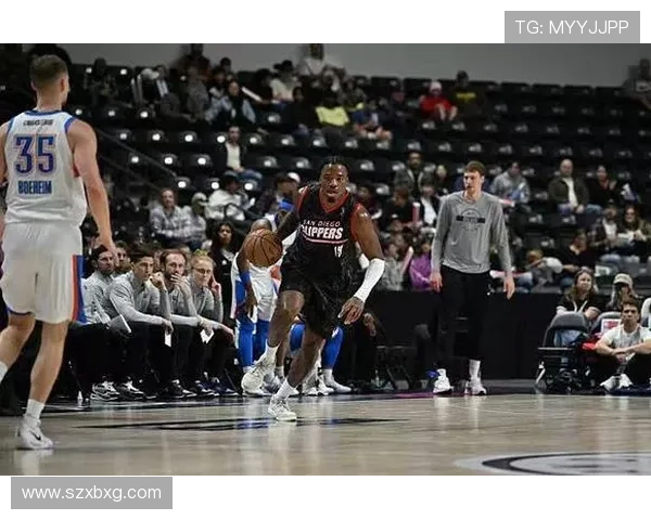 斯蒂芬·卡斯尔突破效率提升明显，助快船核心攻防转换加速